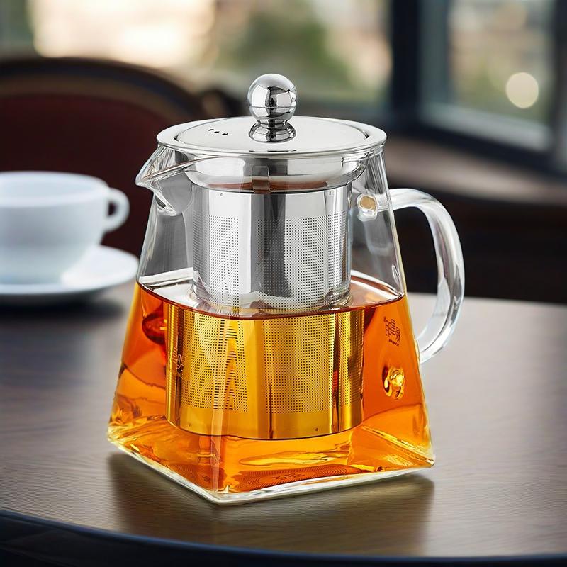 Modern, square-based glass teapot