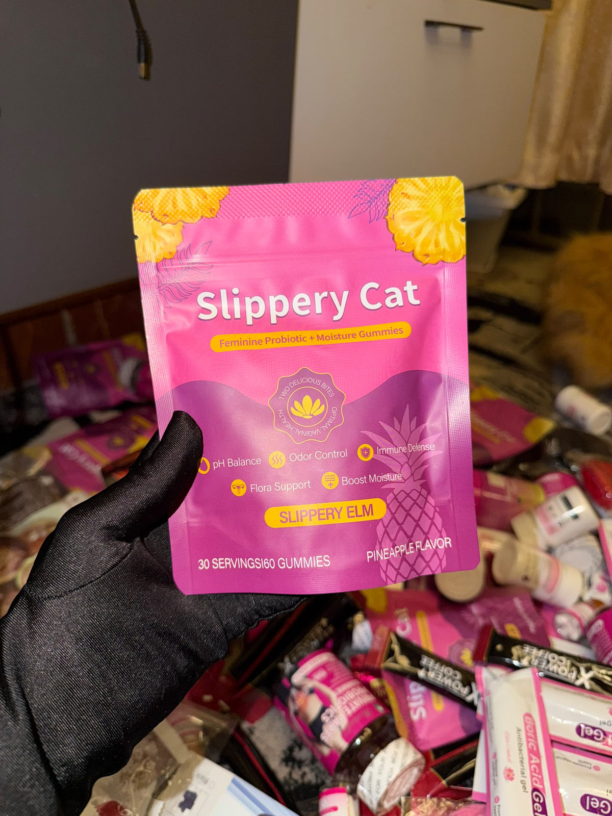 Slippery Cat Feminine Probiotic & Moisture Gummies (Pineapple Flavor)