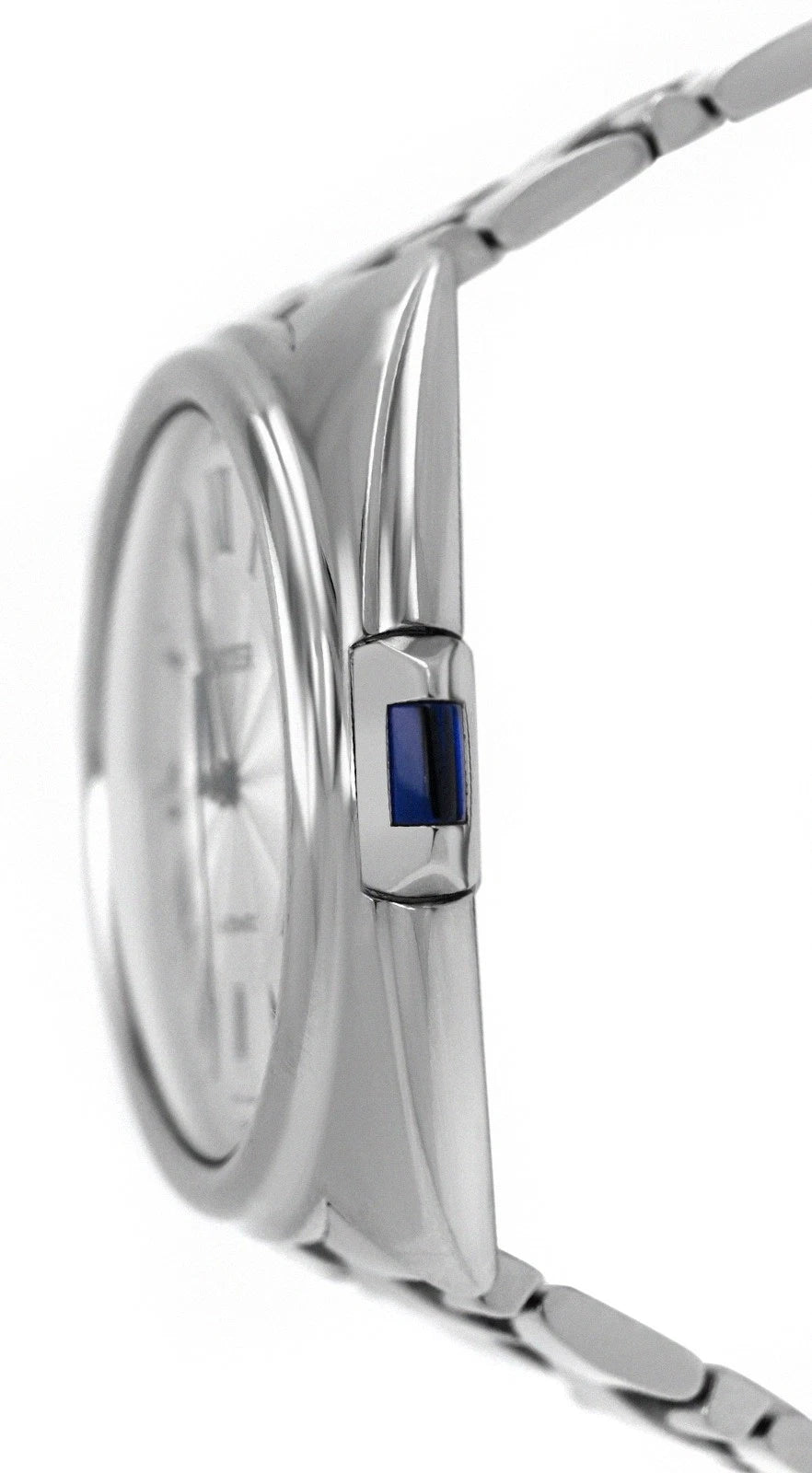 Cartier Clé de Cartier, a luxury timepiece (women)