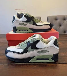 Nike Air Max 90: Earthy Tones
